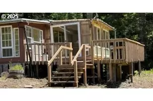 69729 Stage Rd, North Bend, OR 97459 - Photo 3