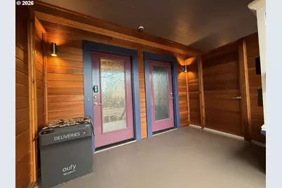 2422 NE Glisan, Portland, OR 97232 - Photo 5