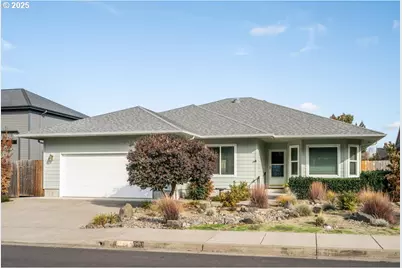 1176 Unity Dr, Junction City, OR 97448 - Photo 1