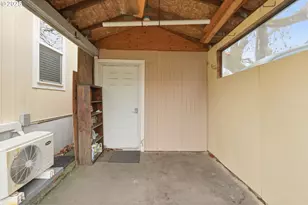 5990 SE King Rd, Milwaukie, OR 97222 - Photo 21