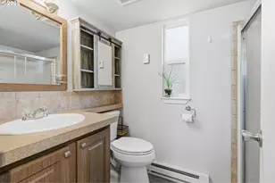 5990 SE King Rd, Milwaukie, OR 97222 - Photo 5