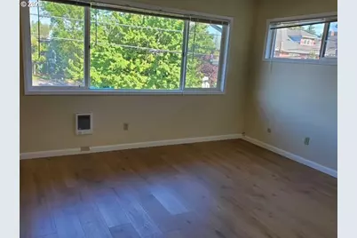1607 NE 26th Ave, Portland, OR 97232 - Photo 11