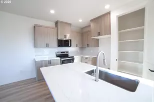 16159 Serres Farm Way, Oregon City, OR 97045 - Photo 5