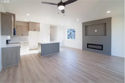 16159 Serres Farm Way, Oregon City, OR 97045 - Photo 3