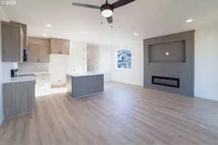 16159 Serres Farm Way, Oregon City, OR 97045 - Photo 3