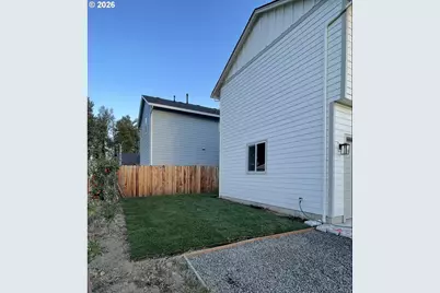 672 Parker Loop, Silverton, OR 97381 - Photo 21