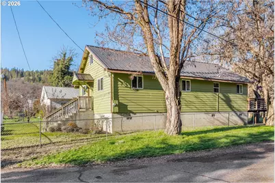 123 1st St, Klickitat, WA 98628 - Photo 3