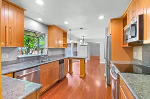 6286 SW Harrington Ave, Lake Oswego, OR 97035 - Photo 7