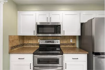 708 NE 238th Pl, Wood Village, OR 97060 - Photo 13