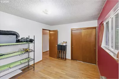 7339 S Corbett Ave, Portland, OR 97219 - Photo 23