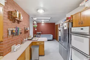 7339 S Corbett Ave, Portland, OR 97219 - Photo 21