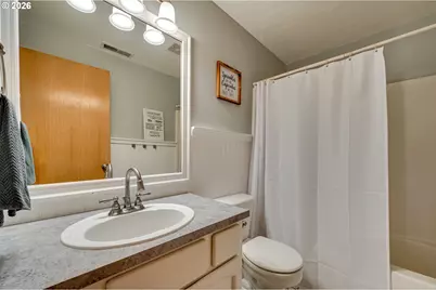 302 Pine St, Woodland, WA 98674 - Photo 19