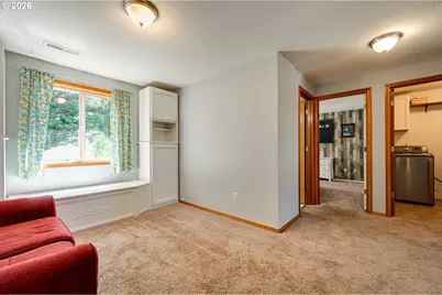 302 Pine St, Woodland, WA 98674 - Photo 13