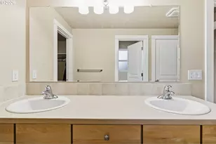 2527 Park View Dr, Eugene, OR 97408 - Photo 31