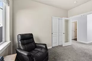 2527 Park View Dr, Eugene, OR 97408 - Photo 21