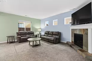 2527 Park View Dr, Eugene, OR 97408 - Photo 9