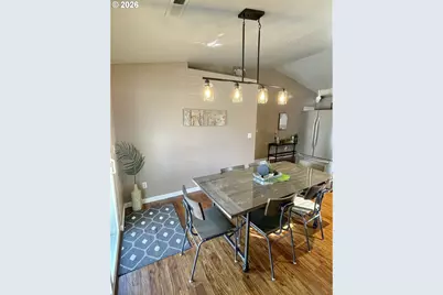 135 Wander Way, Salem, OR 97301 - Photo 15