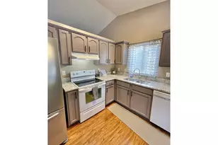 135 Wander Way, Salem, OR 97301 - Photo 11