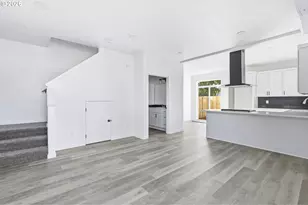 8716 SE Bybee Blvd, Portland, OR 97266 - Photo 5