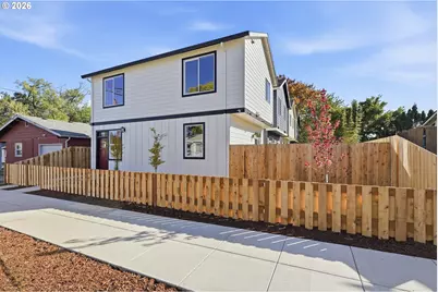 8716 SE Bybee Blvd, Portland, OR 97266 - Photo 3