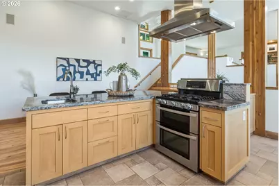 8 Garibaldi St, Lake Oswego, OR 97035 - Photo 17