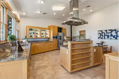 8 Garibaldi St, Lake Oswego, OR 97035 - Photo 5