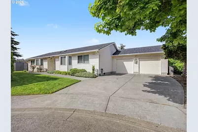 1633 SE 162nd Ave, Portland, OR 97233 - Photo 1