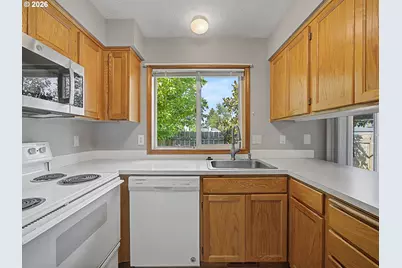 1633 SE 162nd Ave, Portland, OR 97233 - Photo 27