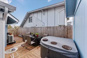 2650 Sheridan Ave, North Bend, OR 97459 - Photo 29