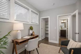 105 NE Morgan St, Portland, OR 97211 - Photo 17