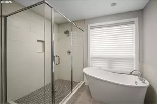 105 NE Morgan St, Portland, OR 97211 - Photo 27