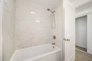 823 4th St, Springfield, OR 97477 - Photo 21