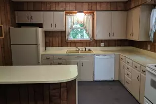 1135 Detroit St, Elgin, OR 97827 - Photo 11