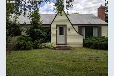 1135 Detroit St, Elgin, OR 97827 - Photo 1
