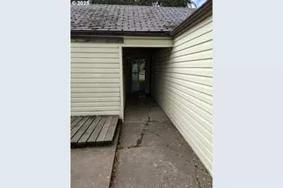 1135 Detroit St, Elgin, OR 97827 - Photo 21