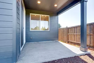 795 Magnolia Ave, Woodburn, OR 97071 - Photo 31