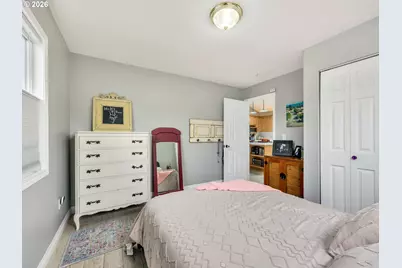 136 B 3rd Ave, Seaside, OR 97138 - Photo 27