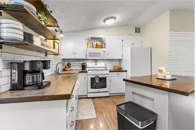 215 S Washington St, Weston, OR 97886 - Photo 11