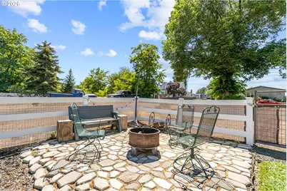 215 S Washington St, Weston, OR 97886 - Photo 37
