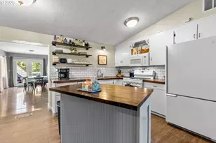 215 S Washington St, Weston, OR 97886 - Photo 9