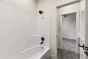 133 Cedar Falls Dr, Kelso, WA 98626 - Photo 27