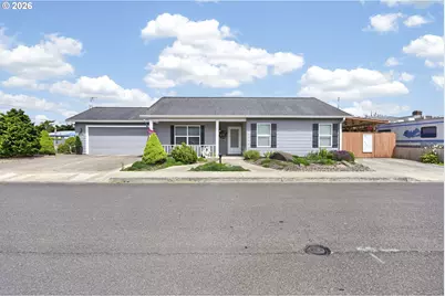 976 Nopal St, Florence, OR 97439 - Photo 3