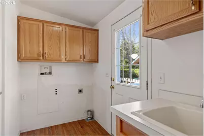 395 Seagrove Loop, Lincoln City, OR 97367 - Photo 7