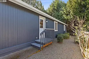 395 Seagrove Loop, Lincoln City, OR 97367 - Photo 33