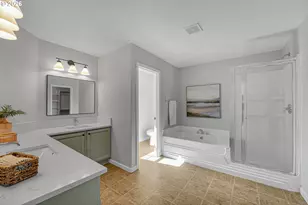 3730 SE Oakleaf St, Hillsboro, OR 97123 - Photo 35