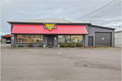 890 N Main St, Independence, OR 97351 - Photo 9