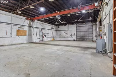 890 N Main St, Independence, OR 97351 - Photo 29