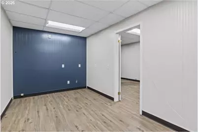 890 N Main St, Independence, OR 97351 - Photo 23