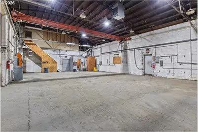 890 N Main St, Independence, OR 97351 - Photo 31