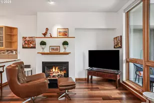 1030 NW Johnson St, Portland, OR 97209 - Photo 5